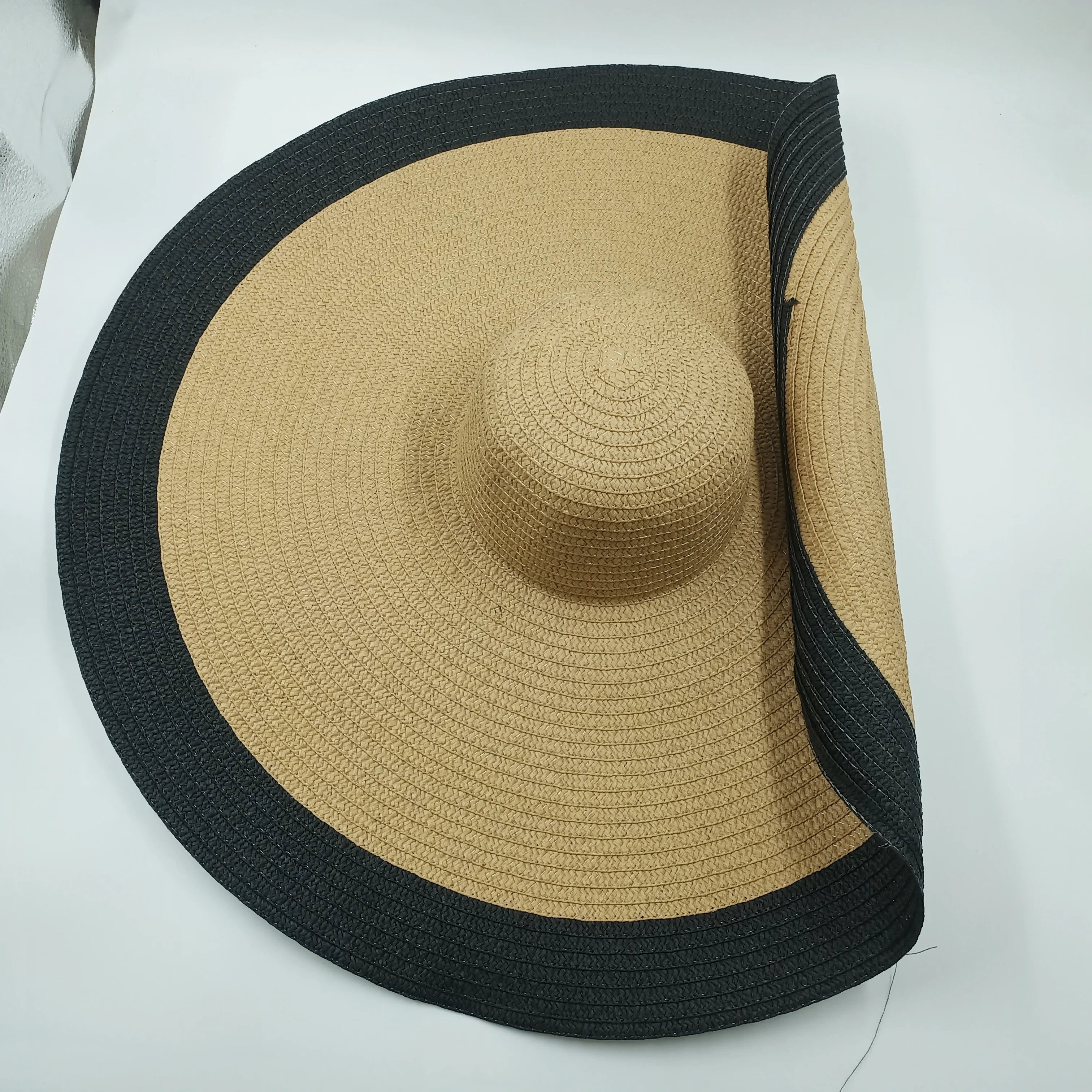 Visor Straw hat Open or Closed