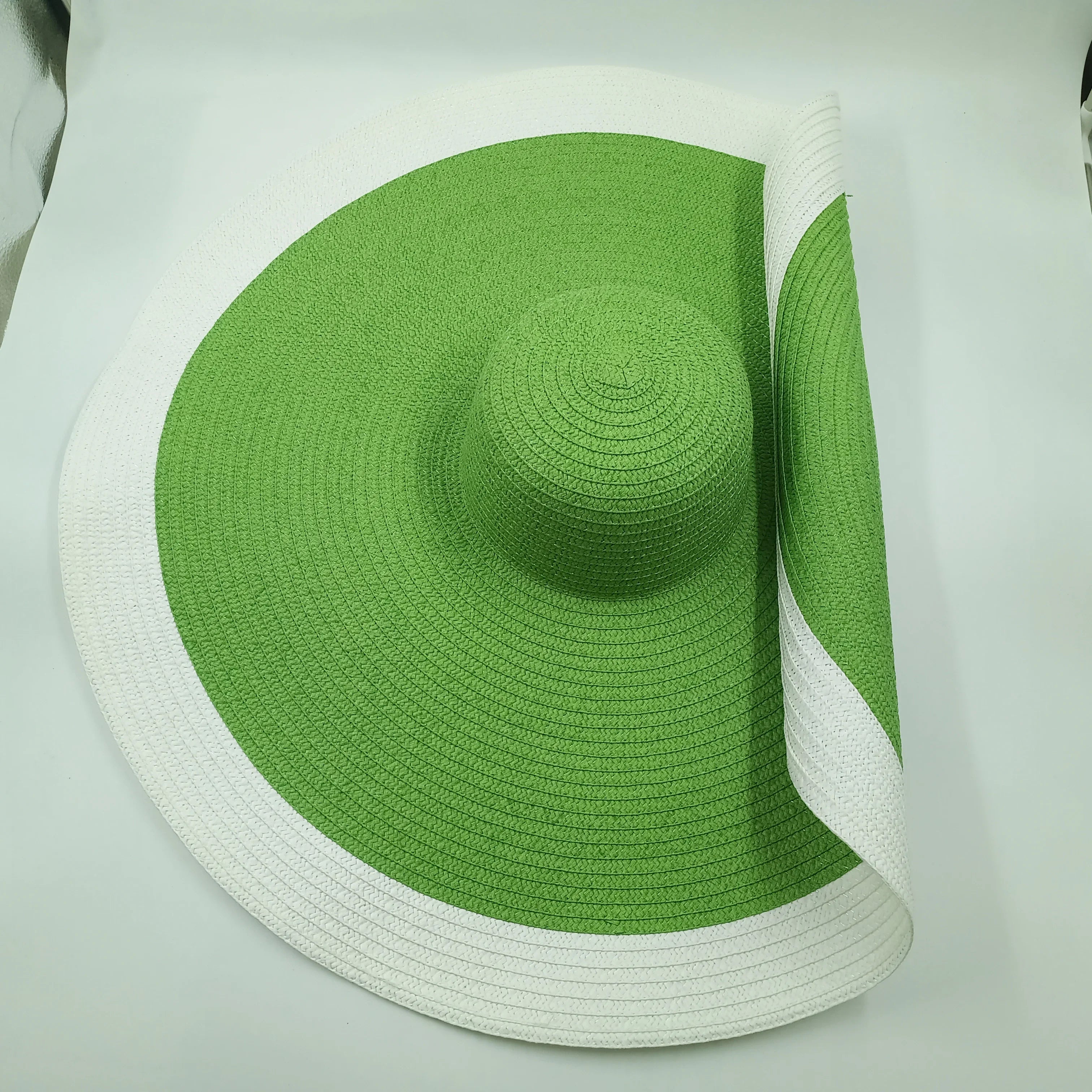 Visor Straw hat Open or Closed